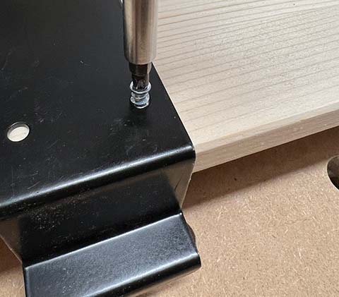 DIY Ablagetisch und Küchenmodul für VW California und Multivan mit C-Schiene