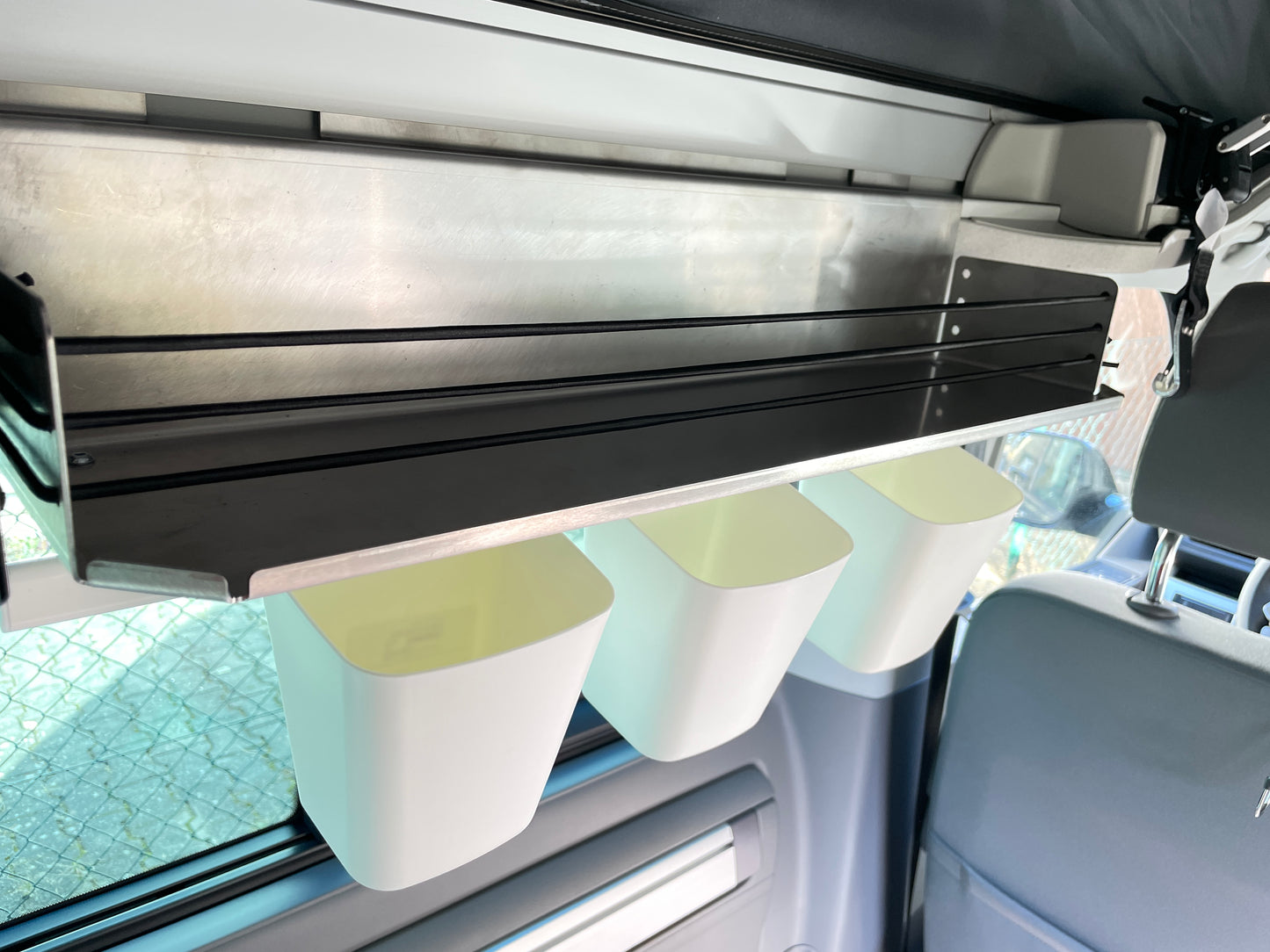 Deckenregal VW California magnetisch Nützliche Ablage Staufläche VW California Zubehör - VANhackers